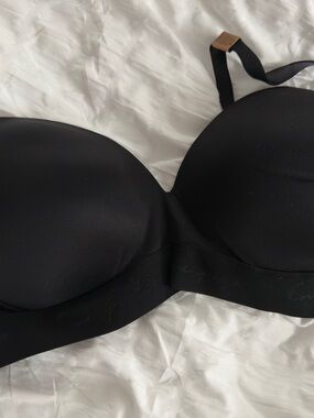 Victoria's Secret Black Smooth T-Shirt Bra